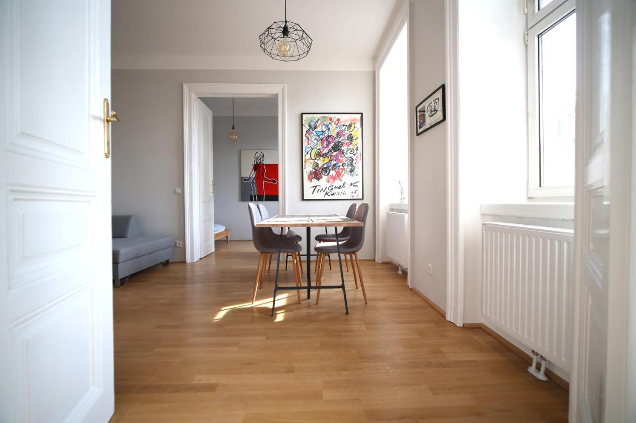 Classic, Modern & Sunny. 7min To Vienna's Center! * Wien